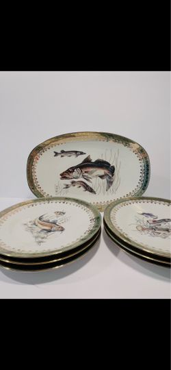 Hutschenreuther Hohenberg Germany Fish Plates Set of 7 Midcentury . Beautiful very rare plates set include oval platter and 6 dinner plates. Excellent