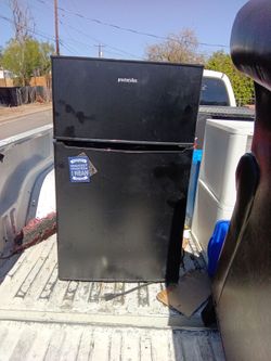 Proctor silex mini fridge