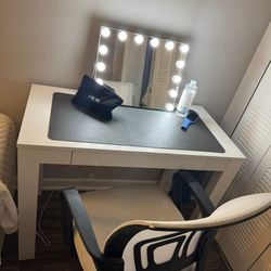 Make Table With Lights And Chair