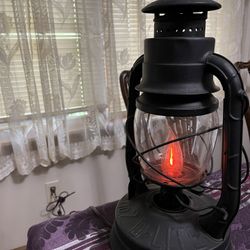 Vintage Metal Dietz No. 2 D Lite Lantern