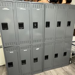 Lockers 