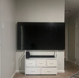 Tv nd speaker  ….read description….