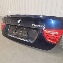 2009 - 2012 BMW 328i Sedan 4Door Trunk Lift Door Blue