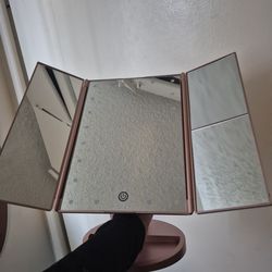 Gold rose trifold mirror