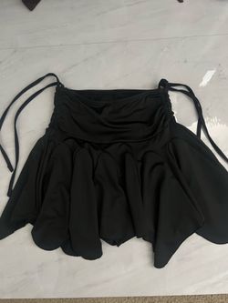 Shein Black ruffle skirt with shorts