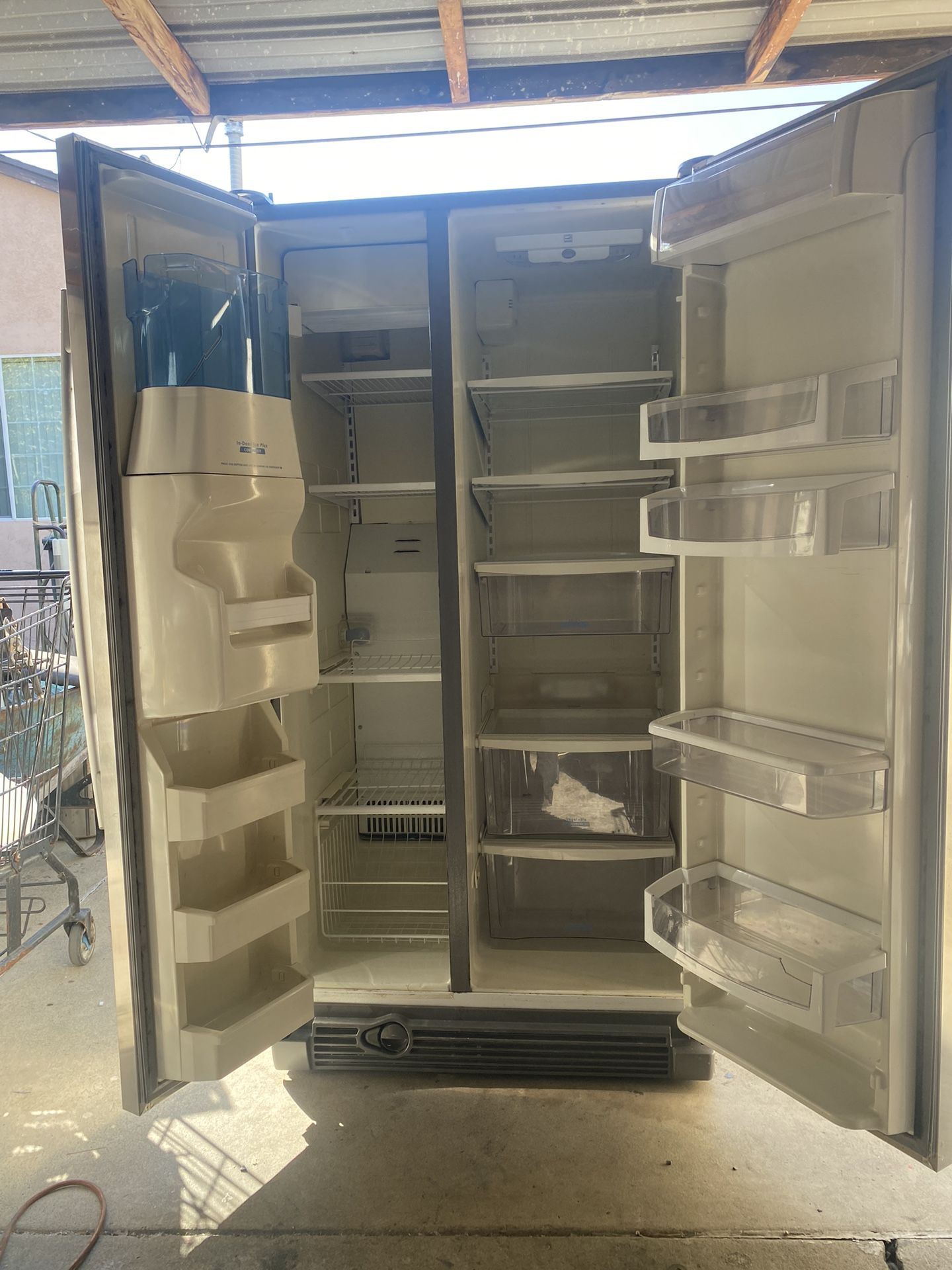 Whirlpool Freezer & Refrigerator