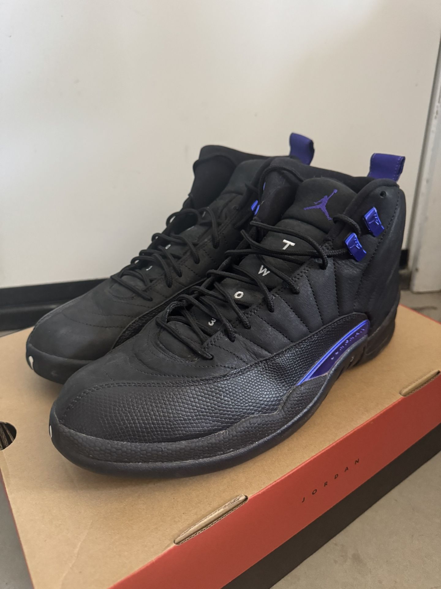 Jordan 12 Dark Concord