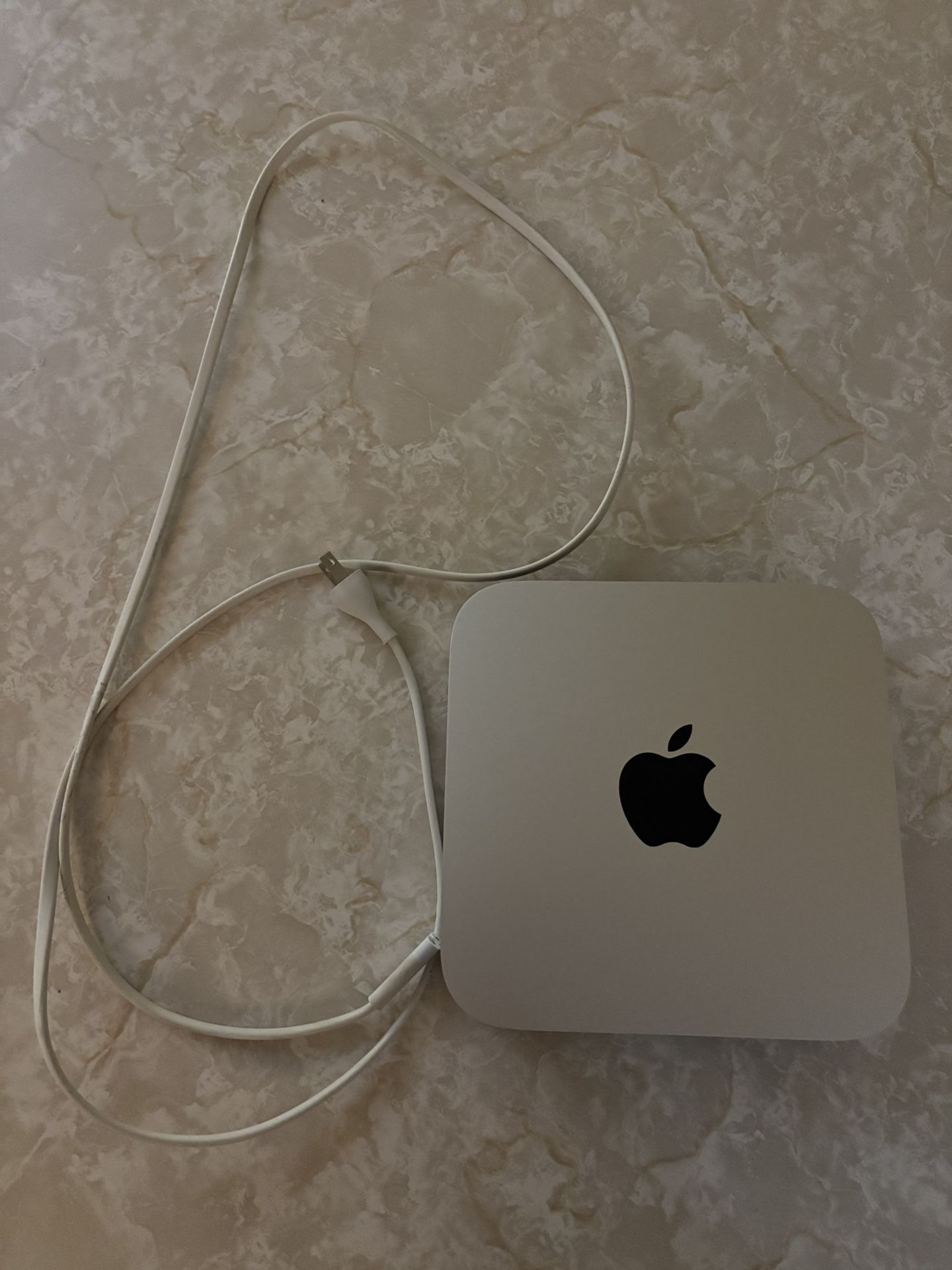 AS IS Apple mac Mini mid 2011 2.3GHZ 4GB 500GB A1347