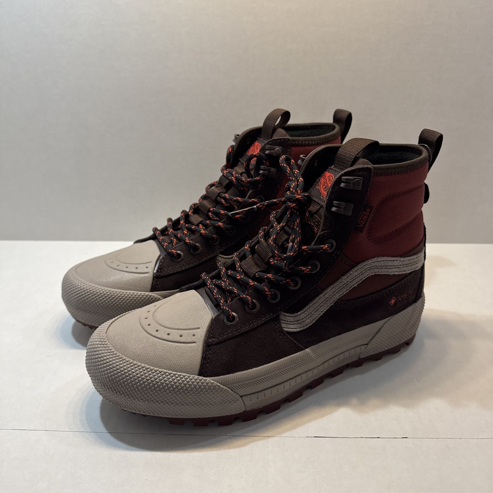 Vans Sk8-Hi MTE Cold Weather Gore-Tex Boots Men's 8 GTX Waterproof