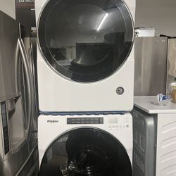 Washer and Gas Dryer Set