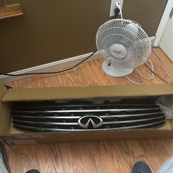 Infiniti G35 Coupe Grille With Emblem