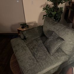 Oversized Chaise 