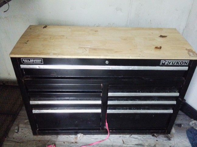 10 Drawer Lower Tool Box 5ft. By 4 Ft