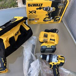 Dewalt 20V Max XR 3-Speed 1/2” Hammer Drill With 8.0Ah Powerstack Battery And Fast Charger