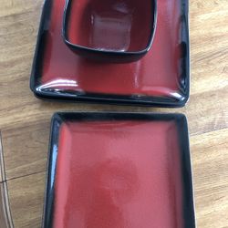 Dinner Plates, Salad Plates And Small Bowl 