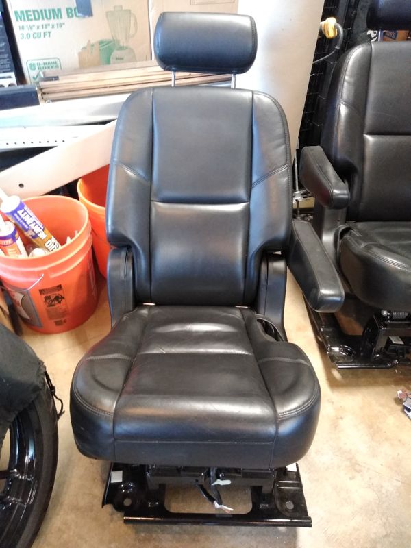 Leather heated bucket seats for Sale in Kent, WA OfferUp