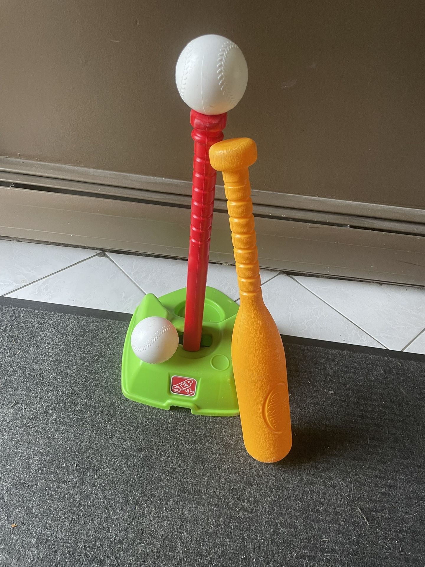 Step2 2-in-1 T-Ball And Golf Set
