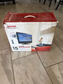 Toshiba 15LV505 15" LCD HDTV DVD Combo