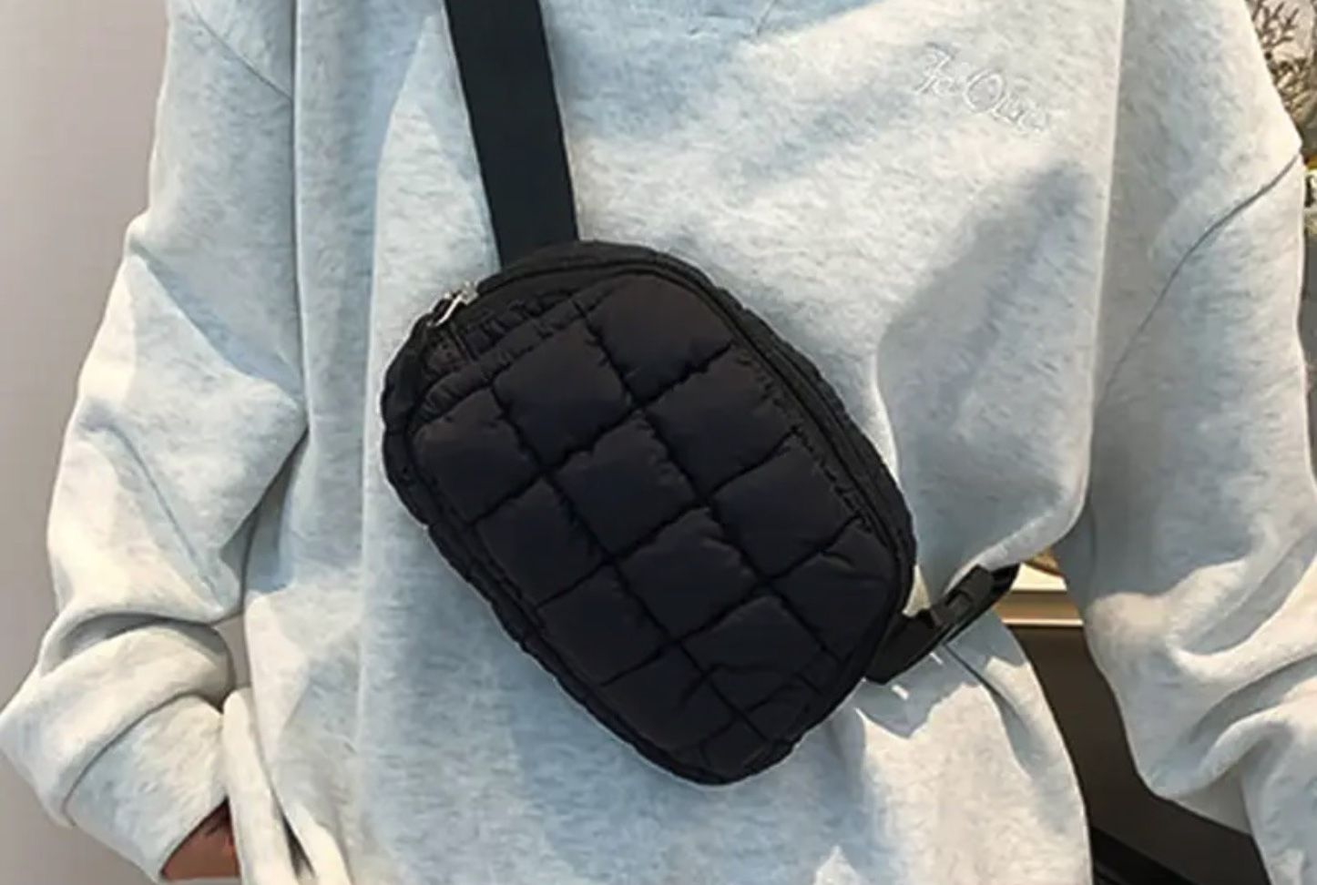  Women's Puffer Quilted Crossbody Purse/Make-up Bag – Chic, Cozy & Versatile! 👜