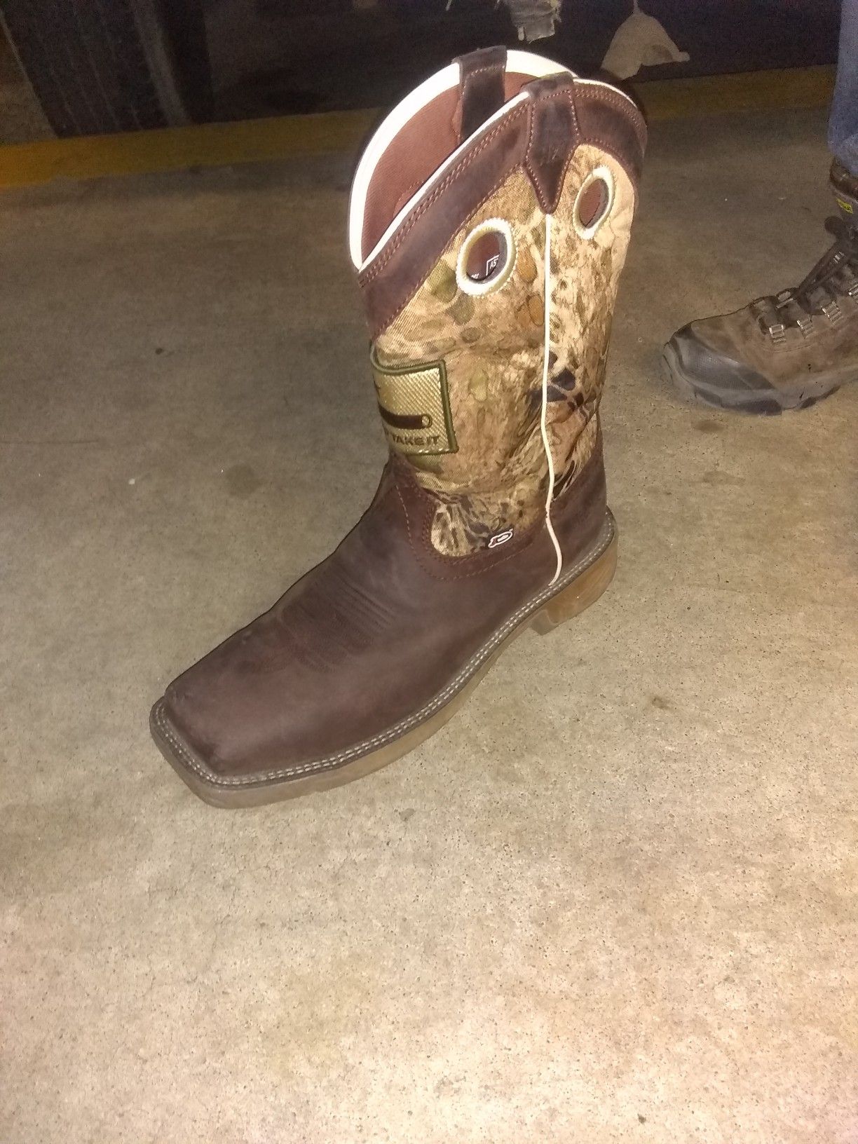 Size 13 Justin steel toe boot