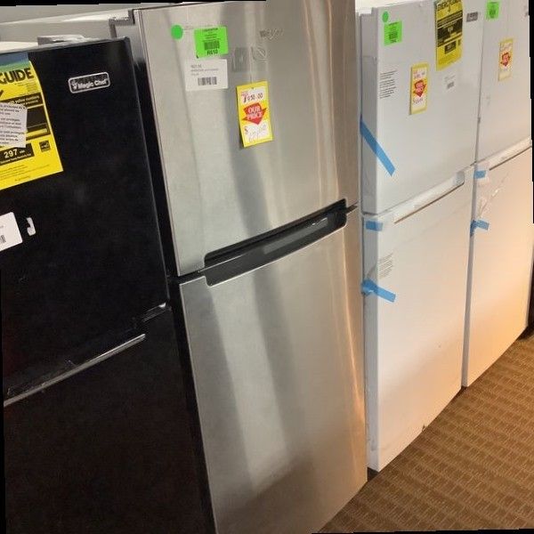 Whirlpool Refrigerator WRT111sfdm03 MA for Sale in San Antonio, TX