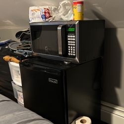 Microwave And Magic Chef Refrigerator 
