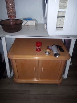 Dresser cabinet