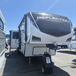 2022 Grand Design Reflection 311BHS Luxury Bunkhouse Fifth Wheel – $49,898