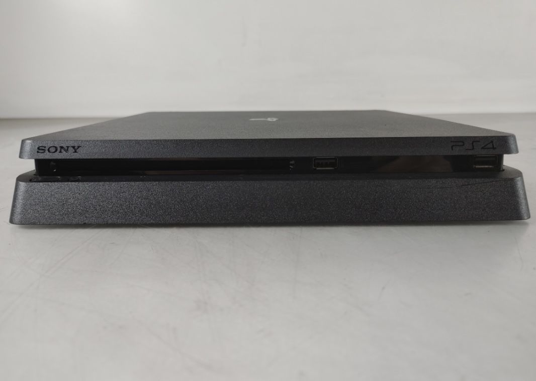 PS4 Slim With Red Camouflage Controller