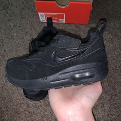 Air Max 1 Easy on Brand New Size 11c