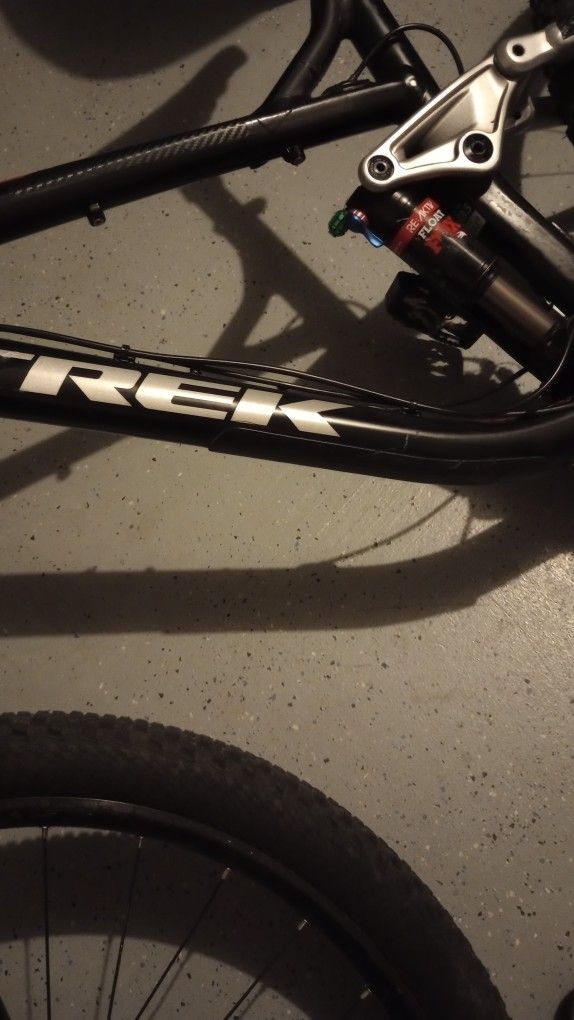 Trek Downhill Racer