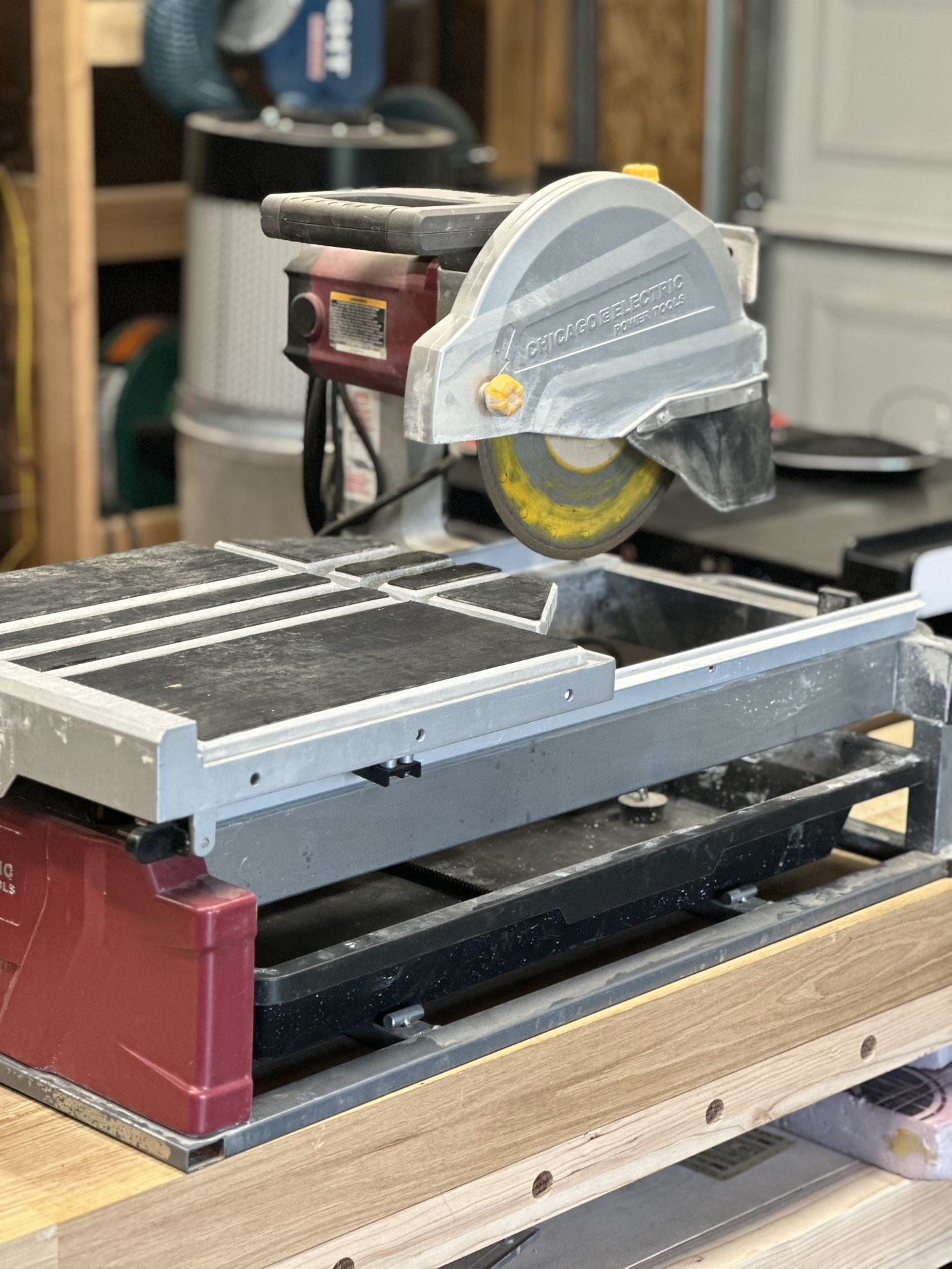2.5 HP Chicago Electric Industrial Tile/Brick Saw