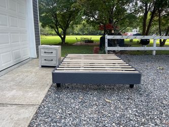 Helix Queen Bed Foundation with Frame & FREE Nightstand