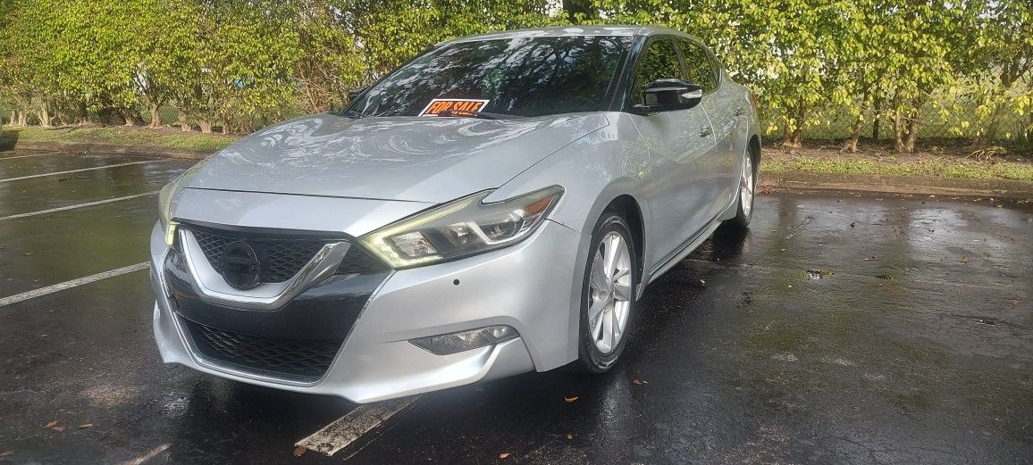 2018 Nissan Maxima