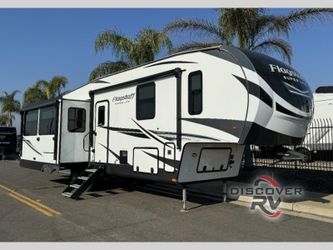2022 Flagstaff Super Lite 529Rkb
