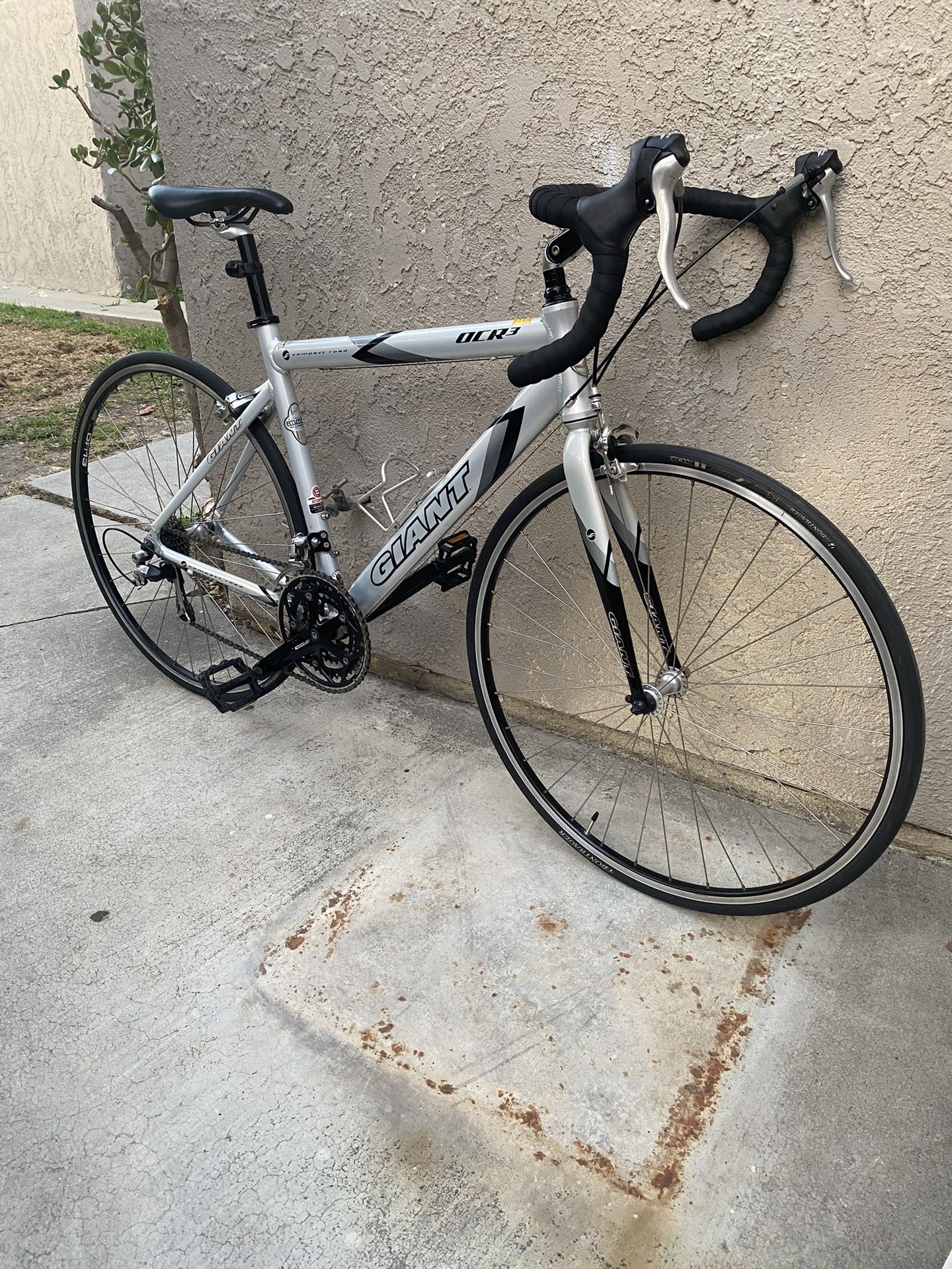 Giant OCR3 Racing Road Bike for Sale in Orange, CA - OfferUp