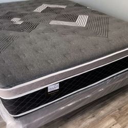 Full Oasis Thermal Comfort Europillow Top 12inch Mattress!!