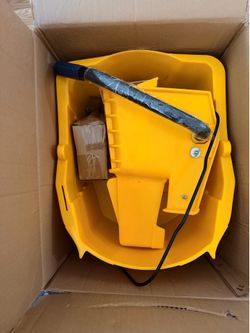 Mop bucket