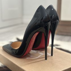 So Kate Louboutin Red Bottom Heels (Unworn With Tags On Sole)