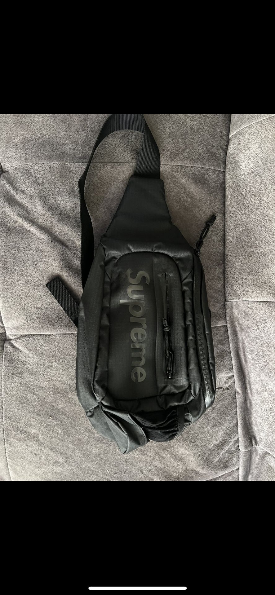 Supreme Sling Bag Ss21 for Sale in Naval Air Station Point Mugu, CA