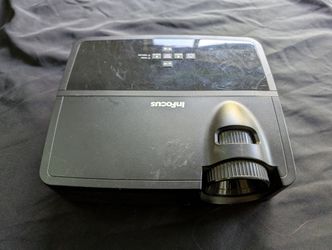 InFocus IN112 DLP Projector