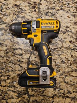 DeWalt 20V MAX XR Brushless Drill + Battery