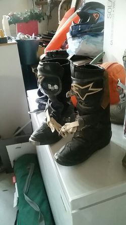 Motorcycle boots