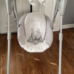 Graco Compact Baby Swing