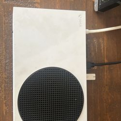 Xbox 1 Series S with Bluetooth TurtleBeach headset