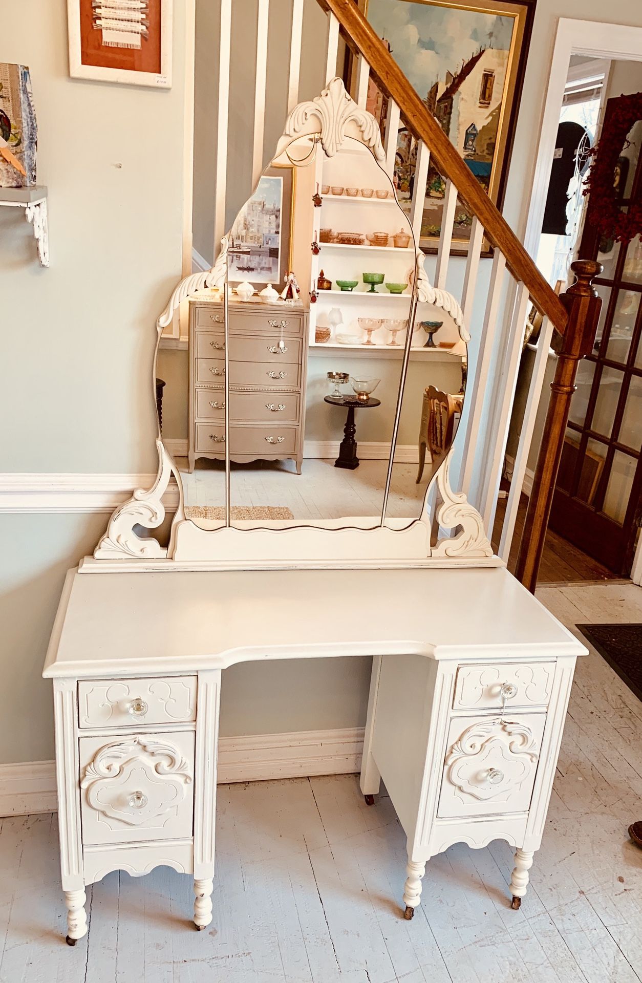 Antique white Jacobean Victorian vanity with mirror