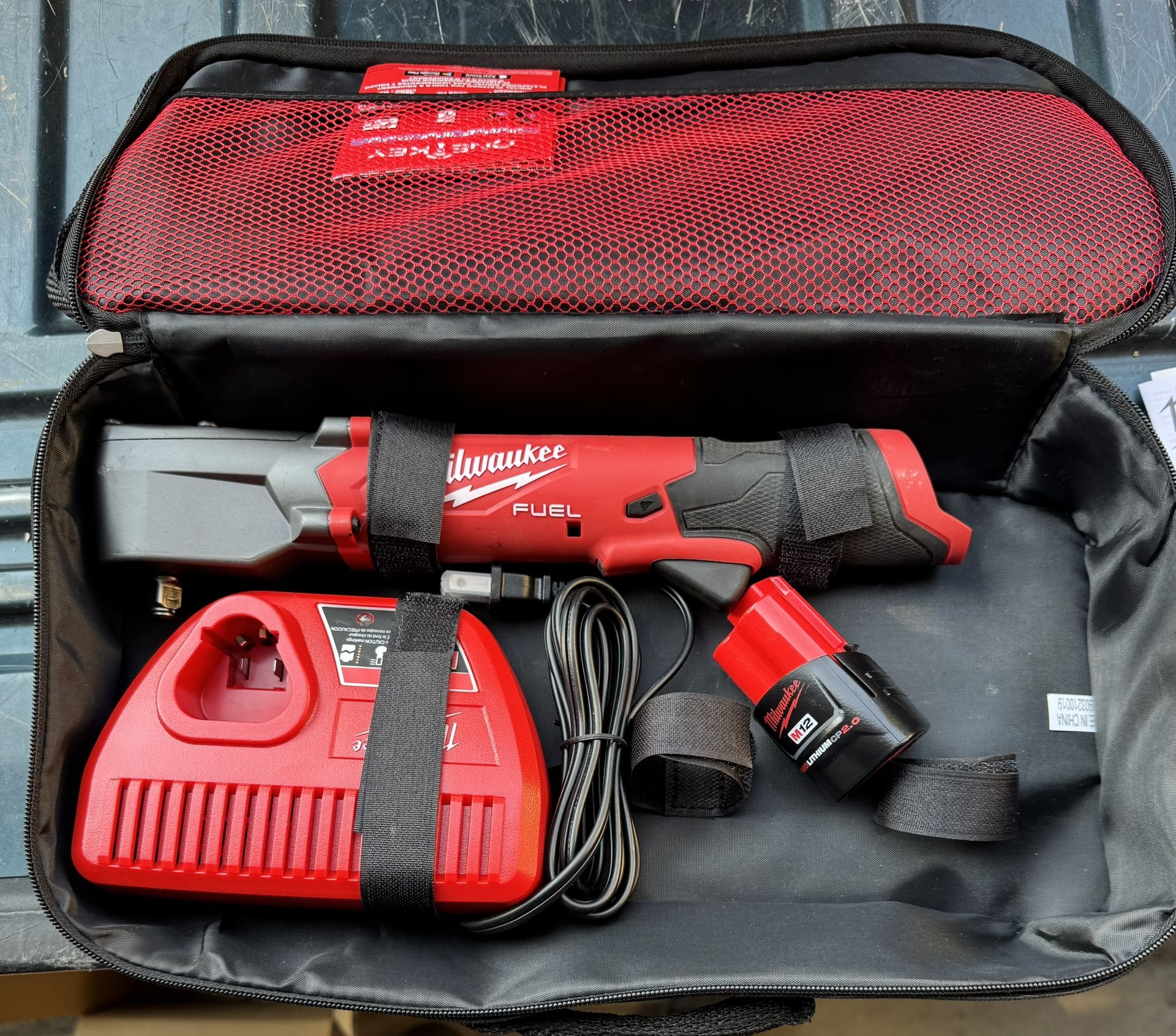 M12 FUEL™ RIGHT ANGLE IMPACT WRENCH