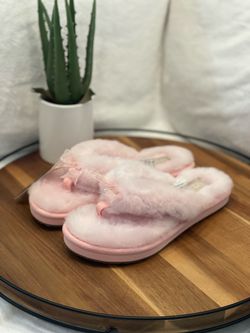 UGG Fluff Flip Flop , Pinkies , Size 8