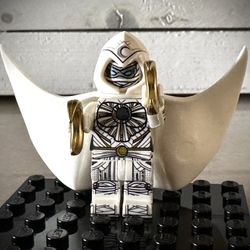 Lego Custom Moon Knight Minifigure