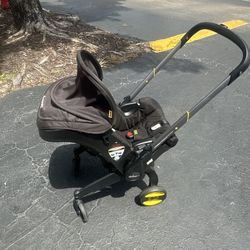Doona + Car Seat & Stroller - Nitro Black